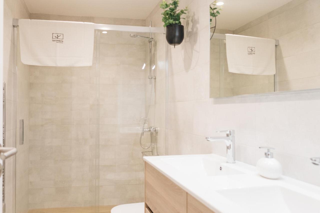 Apartaments La Rambla - Arbequina - 6 Persones Cornudella de Montsant Kültér fotó
